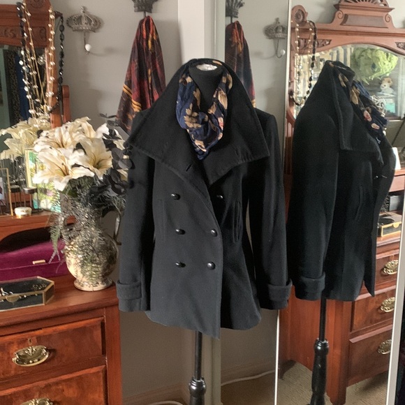 Aritzia Wool Pea Coat sz M - Picture 1 of 7
